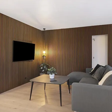 Schönes Neu Renoviertes Sommerhaus Am