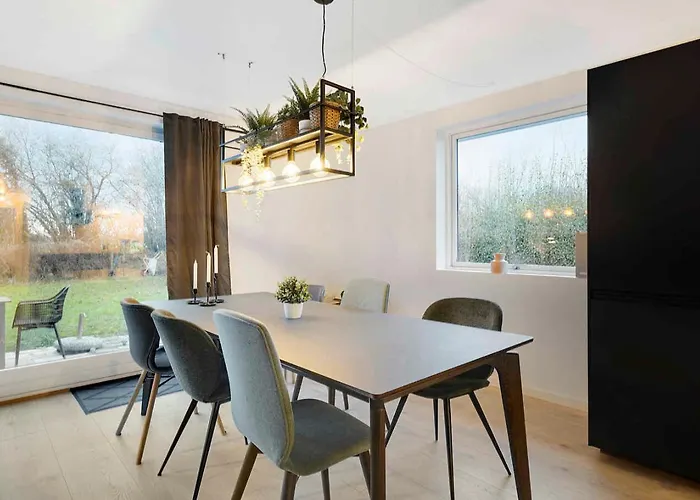 Ferienhaus Beautiful Newly Renovated Summer House By The Sea Frorup